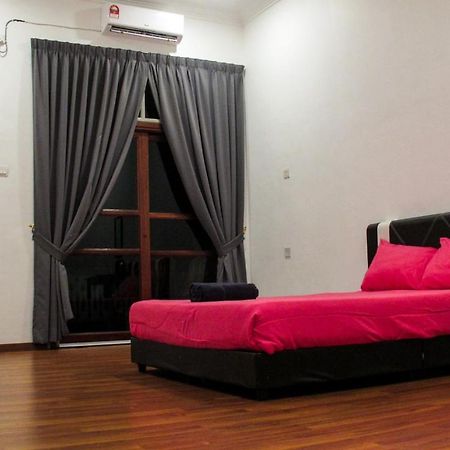 Andalus Beach Residence Marang Extérieur photo